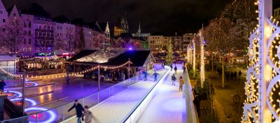 DE Cologne ChristmasMkt Ice Skating